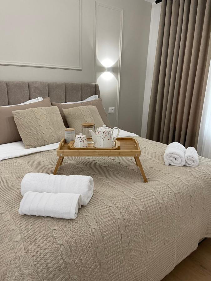 Square Inn Tirana City Center Экстерьер фото