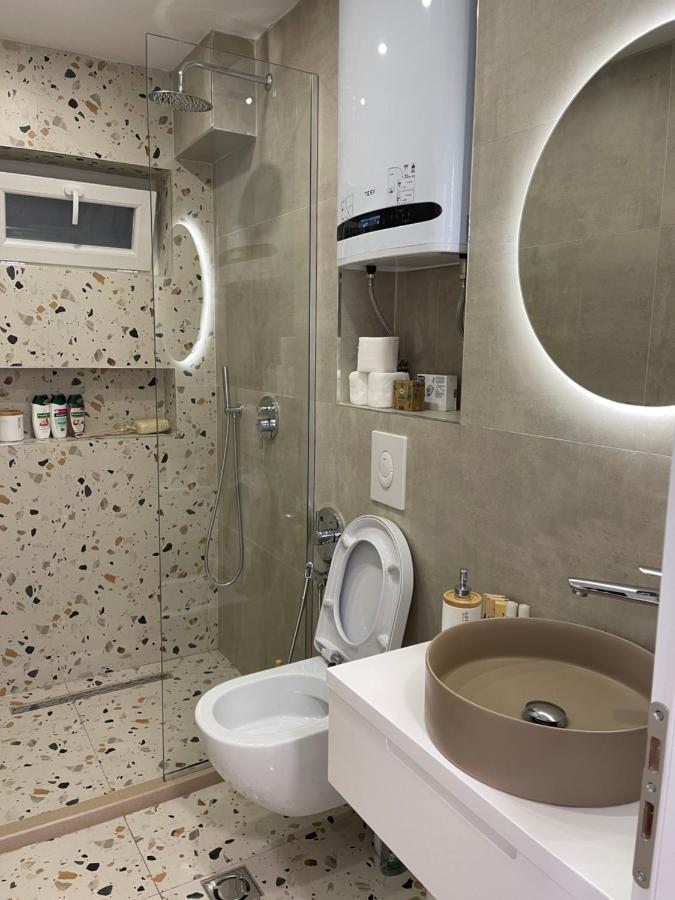 Square Inn Tirana City Center Экстерьер фото